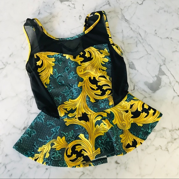 NEW Peplum Pattern Top - Picture 4 of 8